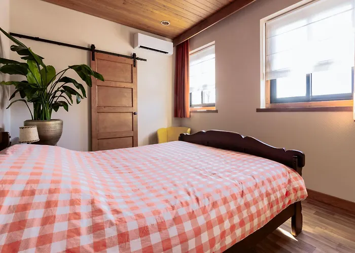 Vino Grando 't Klooster Bed & Breakfast Odiliapeel